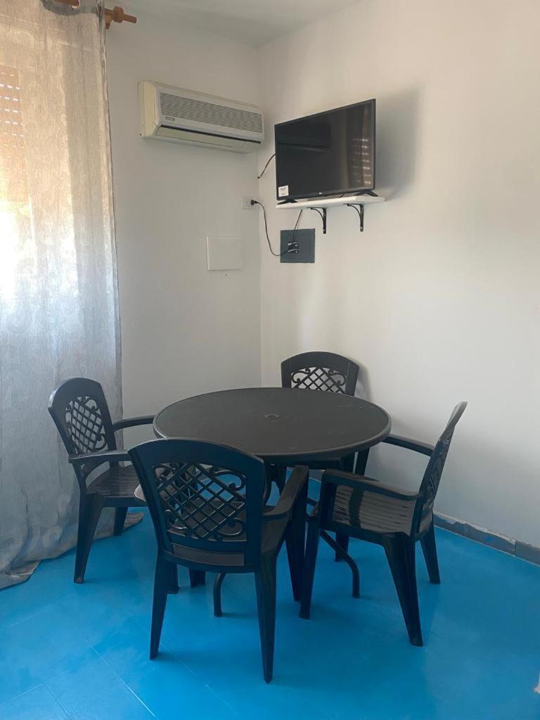 Le Stanze Del Mare Aparthotel Golfo Aranci